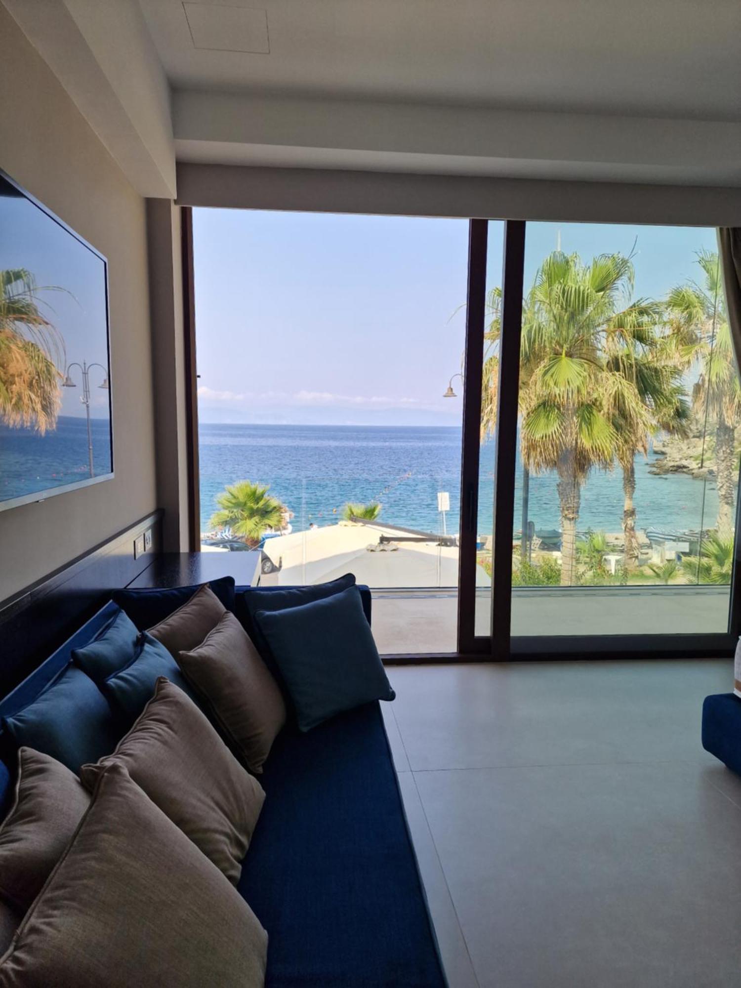 Ngonia Bay Boutique Hotel Milazzo Exterior foto