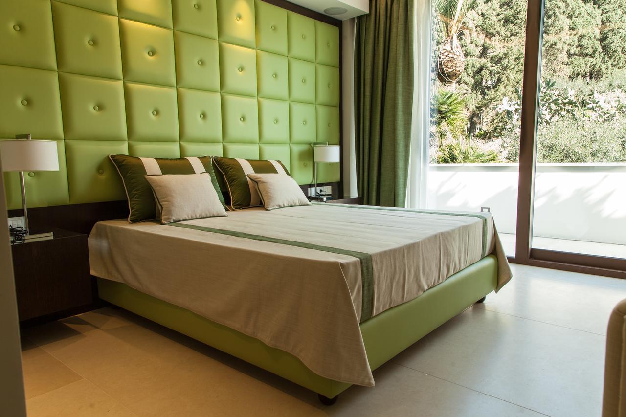 Ngonia Bay Boutique Hotel Milazzo Exterior foto