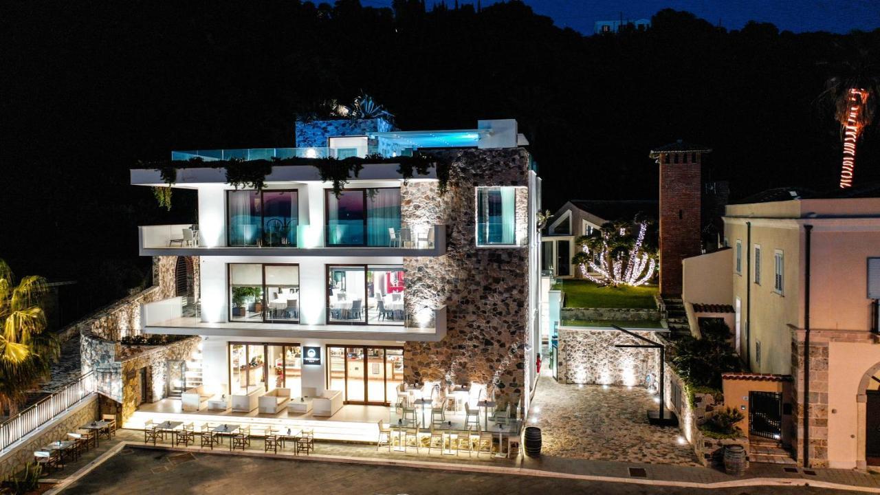 Ngonia Bay Boutique Hotel Milazzo Exterior foto